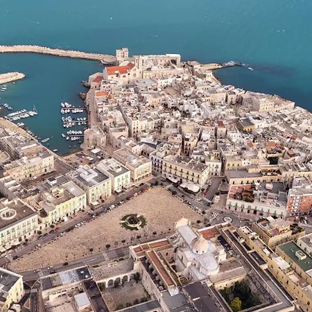 A Due Passi * Giovinazzo