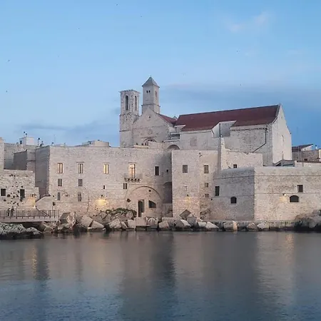 A Due Passi * Giovinazzo